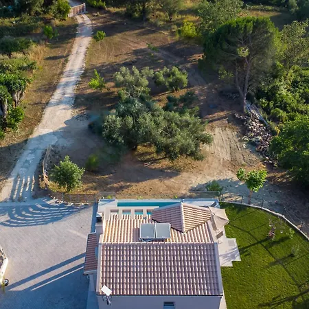 Andrionas Private Pool & Total Privacy