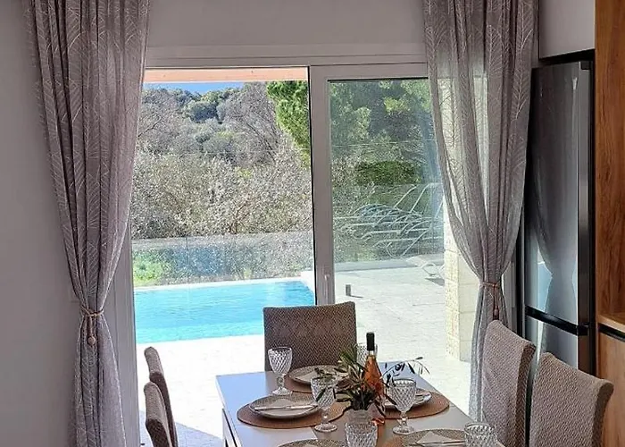 Villa Andrionas Private Pool & Total Privacy Corfu (city)