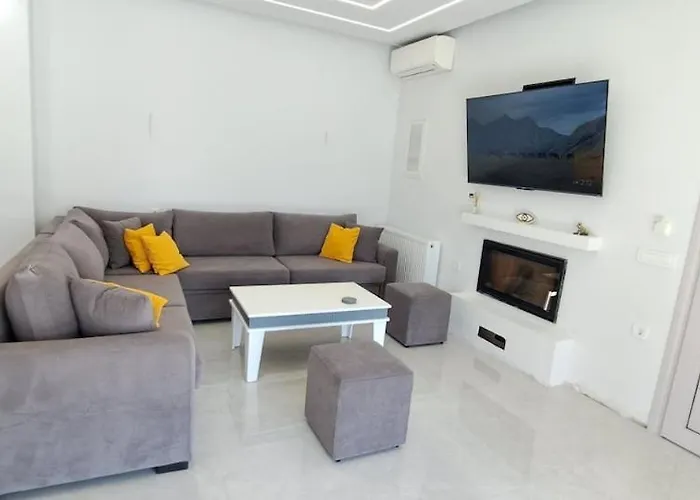 Andrionas Private Pool & Total Privacy