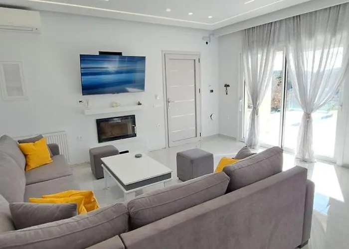 Andrionas Private Pool & Total Privacy Villa Corfu (city)