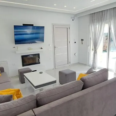 Andrionas Private Pool & Total Privacy Vila Corfu (city)